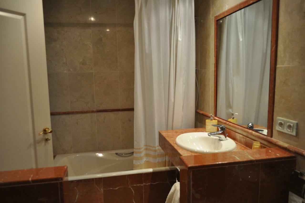 Hacienda Del Sol Apartment Estepona