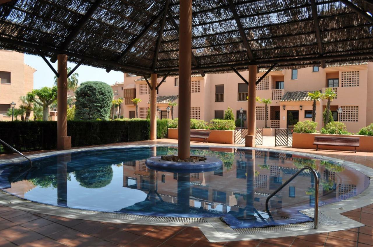 Hacienda Del Sol Apartment Estepona