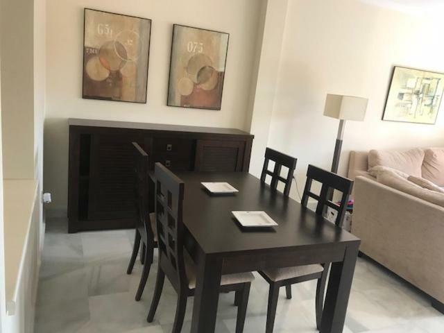 Hacienda Del Sol *